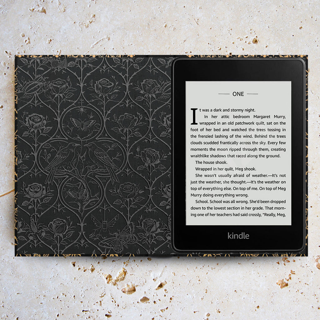 Book Lover Eternal Collection Black / Universal Hardback eReader Case