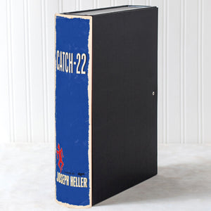 Iconic Book File - Catch 22