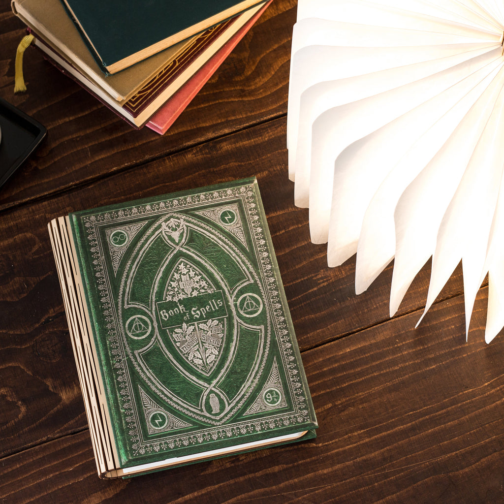 Classic Book Light - Book of Spells Hogwarts House Themed